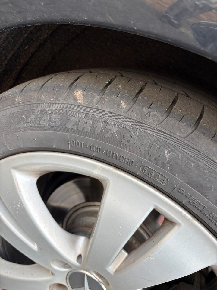 Mercedes Benz C 220 2011 — photo 11