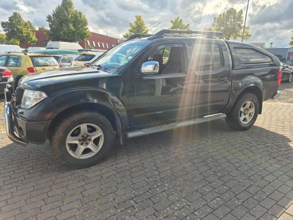 Nissan Navara 2009 — engine