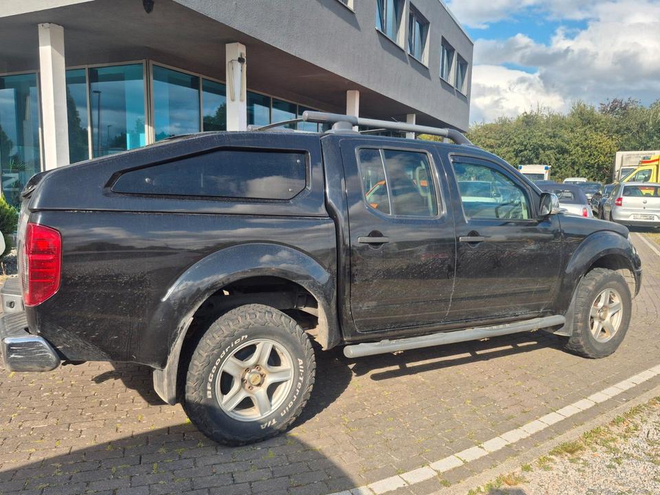 Nissan Navara 2009 — photo 9