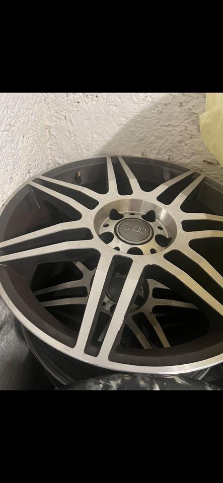 Audi A6 2010 — photo 10