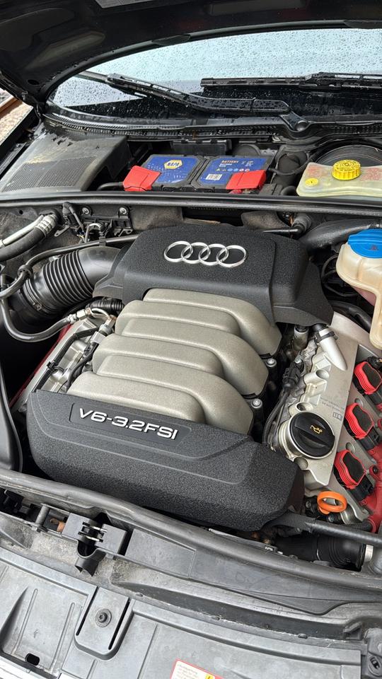 Audi A4 2005 — photo 11
