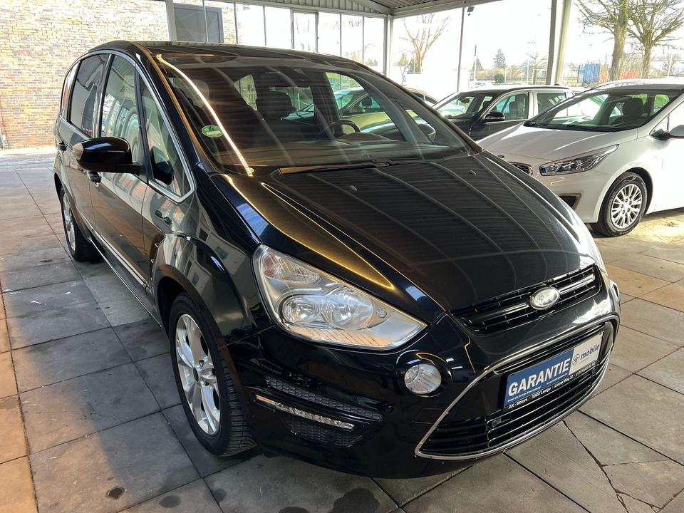 Ford S-Max 2010 — interior