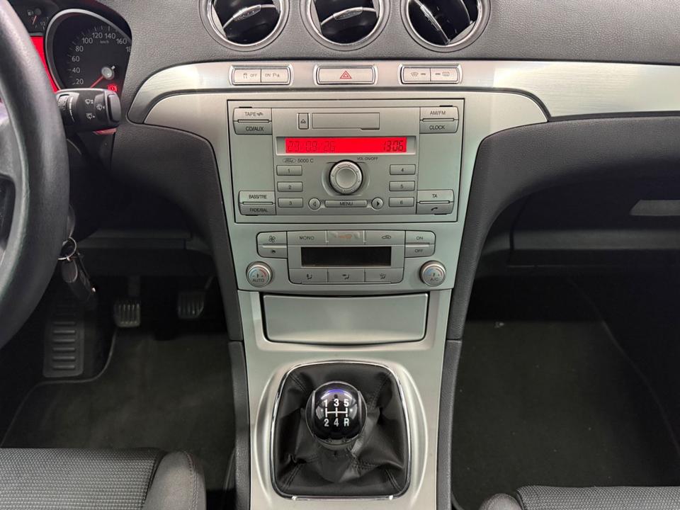 Ford S-Max 2006 — photo 30
