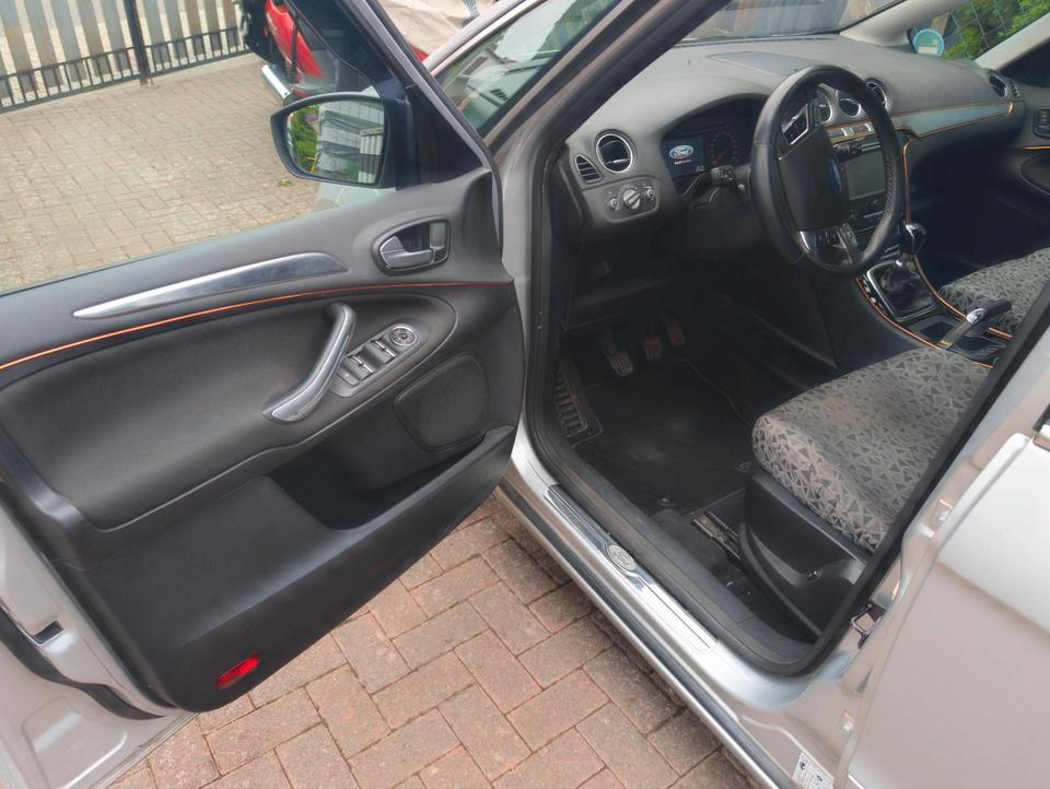 Ford S-Max 2012 — engine