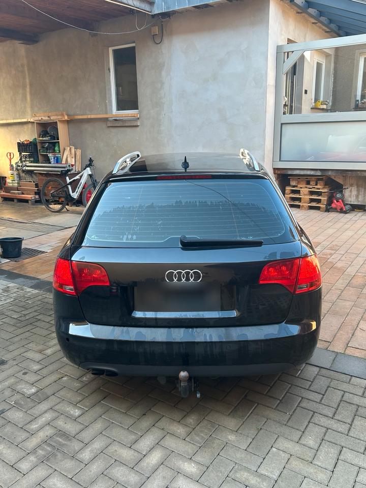 Audi A4 2007 — двигун
