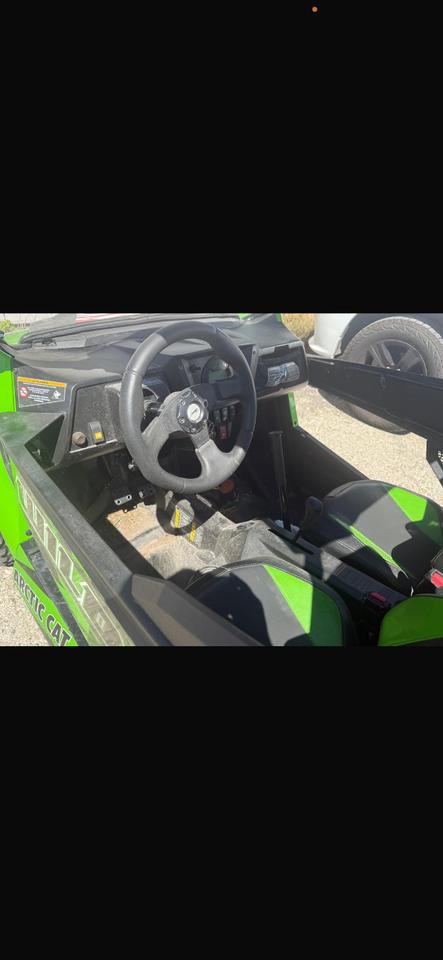  Artic Cat Wild Cat Quad Buggy SidebySide 2 Sitzer AHK Nur 1774km 2015 — engine 700 ccm