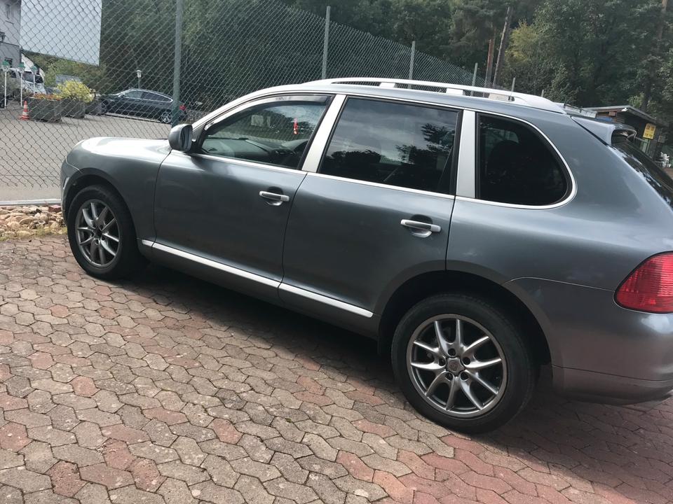 Porsche Cayenne 2006 — engine