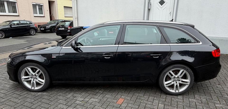 Audi A4 2011 — photo 7