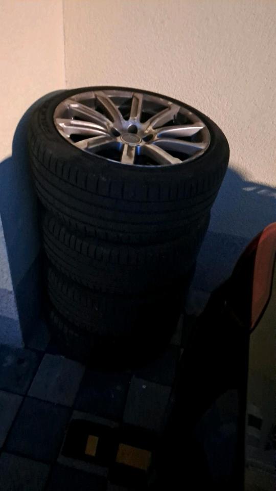 Audi A4 2011 — photo 11