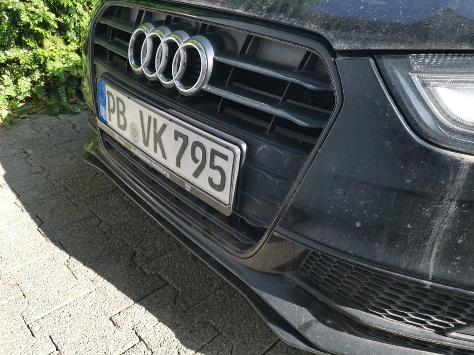 Audi A4 2014 — photo 11