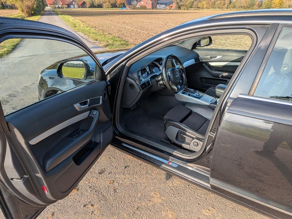 Audi A6 2011 — engine