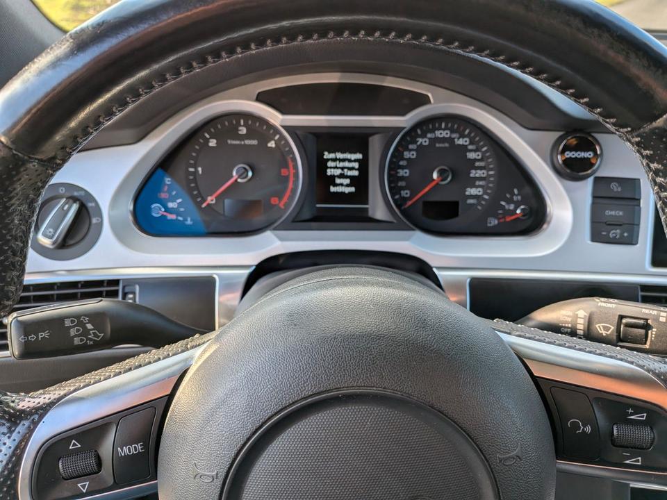Audi A6 2011 — photo 9