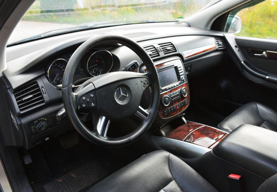Mercedes Benz R 320 2008 — photo 10
