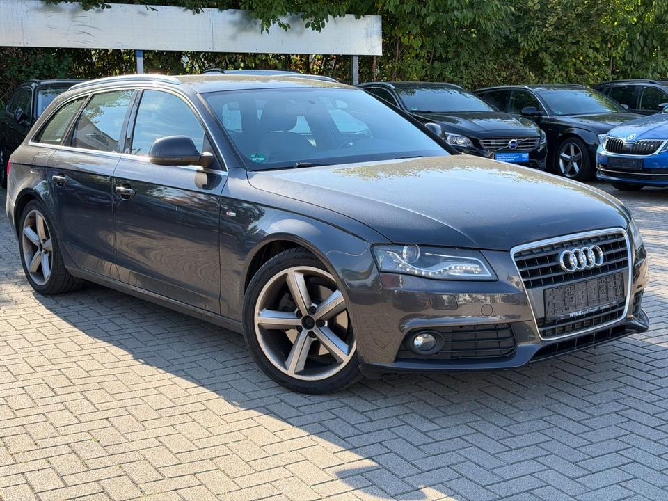 Audi A4 2009 — engine