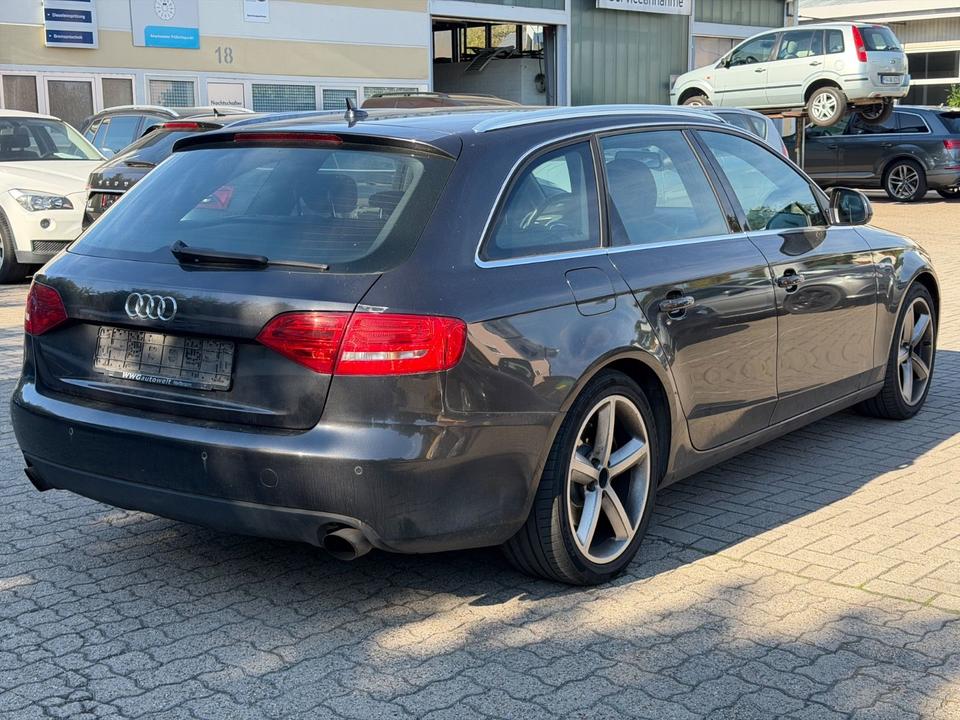 Audi A4 2009 — photo 7