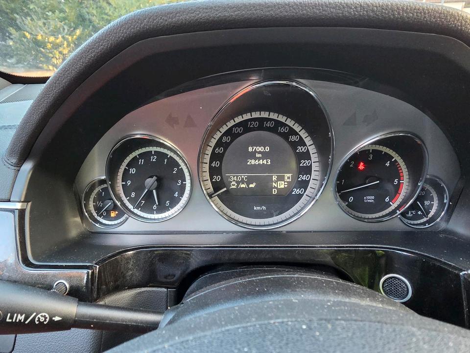 Mercedes Benz E 350 2009 — photo 7