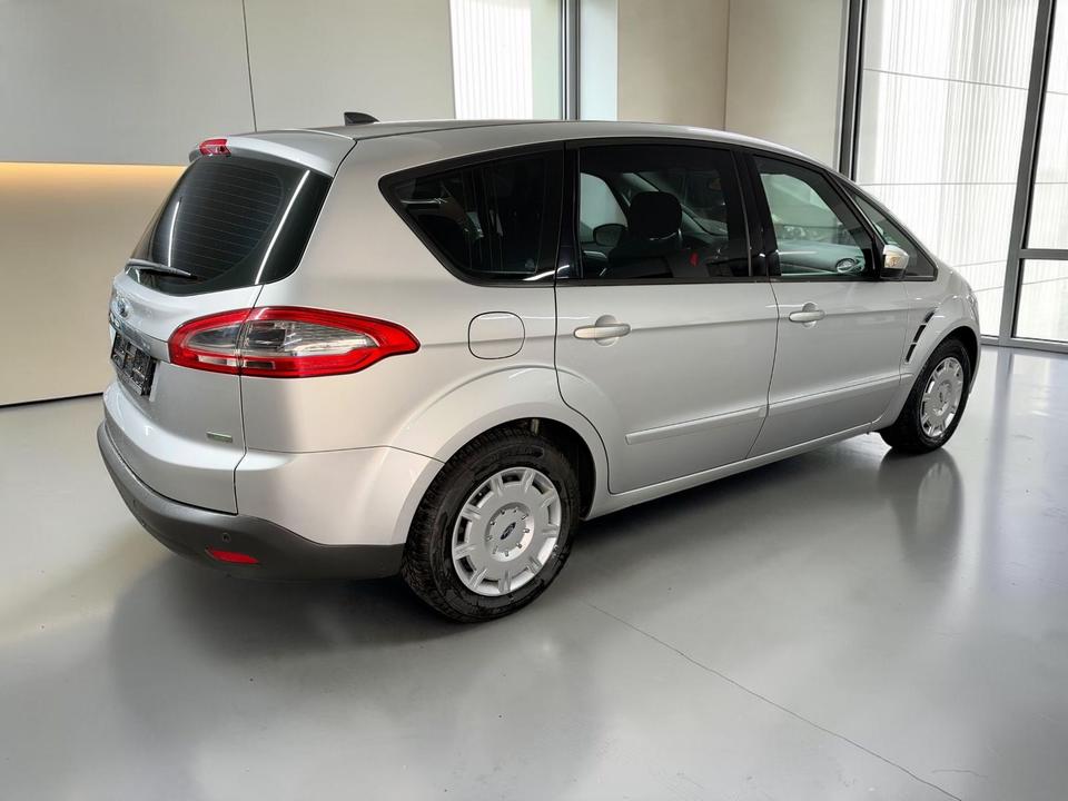 Ford S-Max 2014 — engine