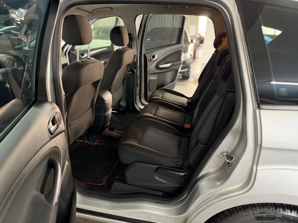 Ford S-Max 2014 — photo 8
