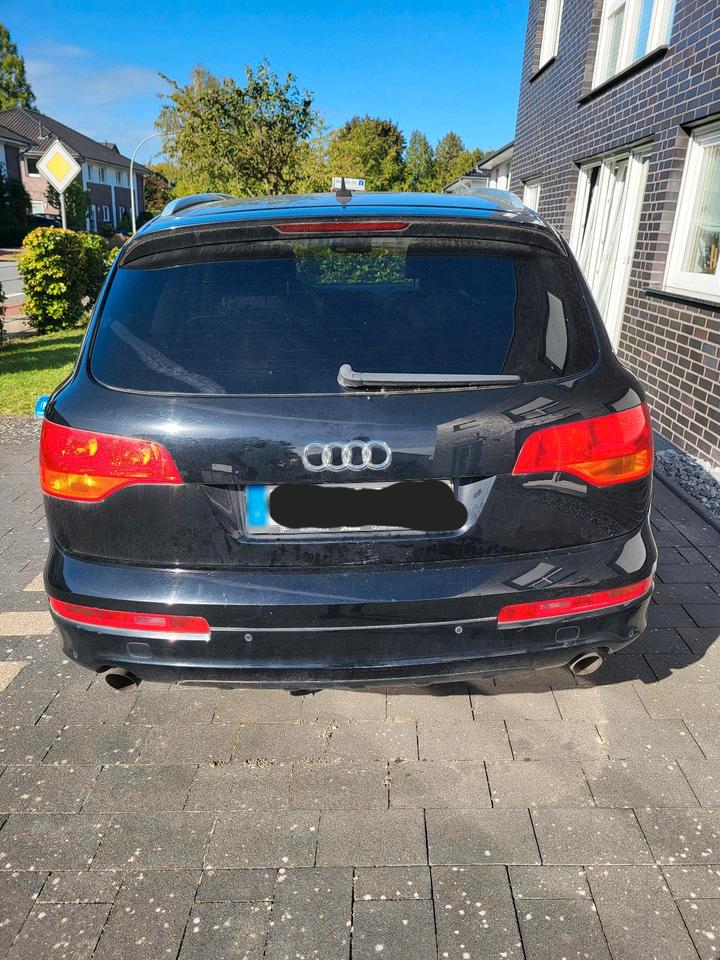 Audi Q7 2008 — interior