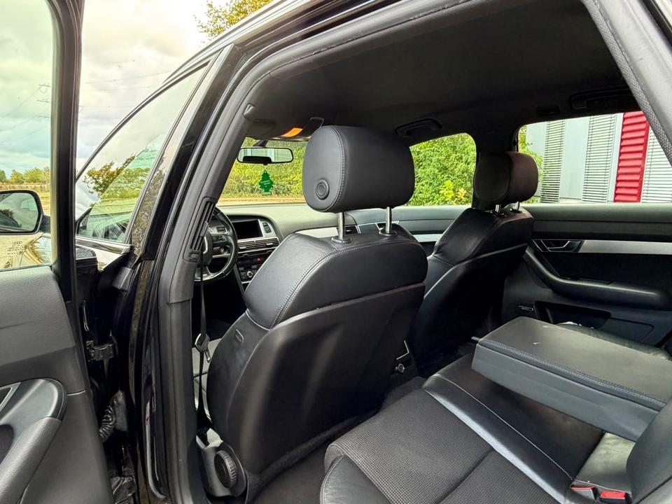 Audi A6 2010 — photo 12