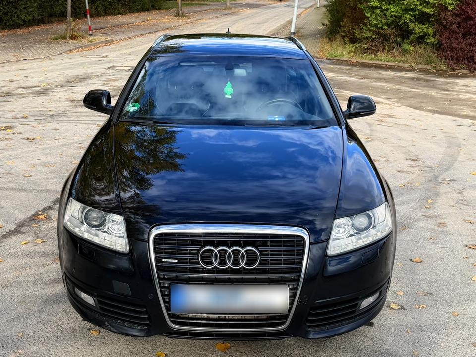 Audi A6 2010 — rear view