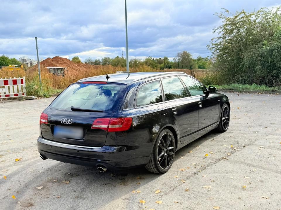 Audi A6 2010 — engine