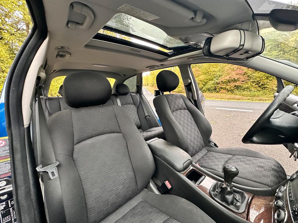 Mercedes Benz C 220 2007 — photo 12