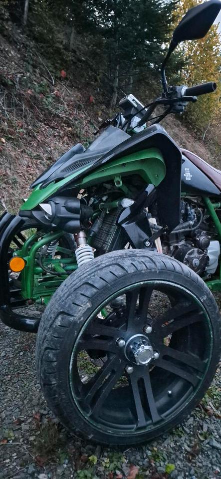 Weitere Motorräder Quad 250ccm 2015 — photo 9