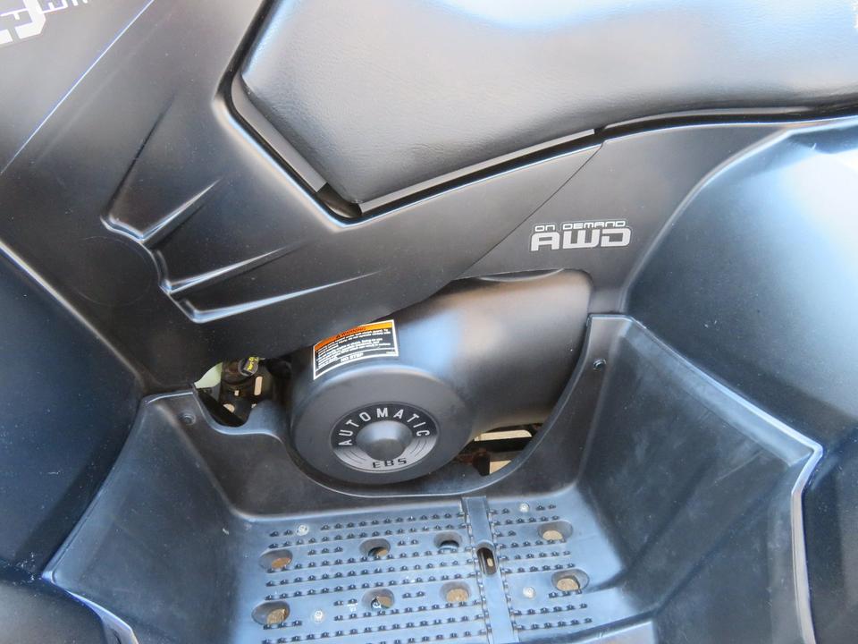 Weitere Motorräder Sehr gepflegtes ATV/Quad Polaris 800 Sportsman mit Schneeschild 2007 — photo 9