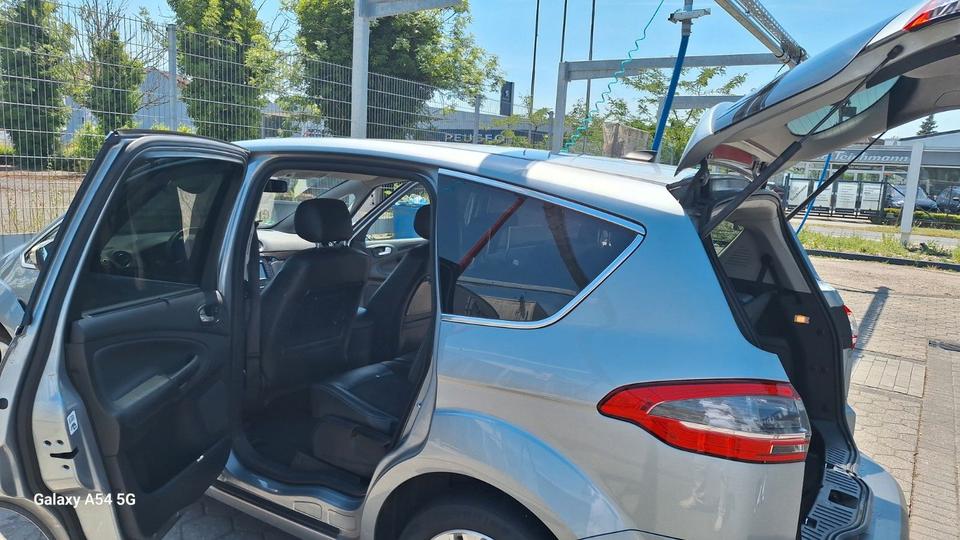 Ford S-Max 2014 — салон