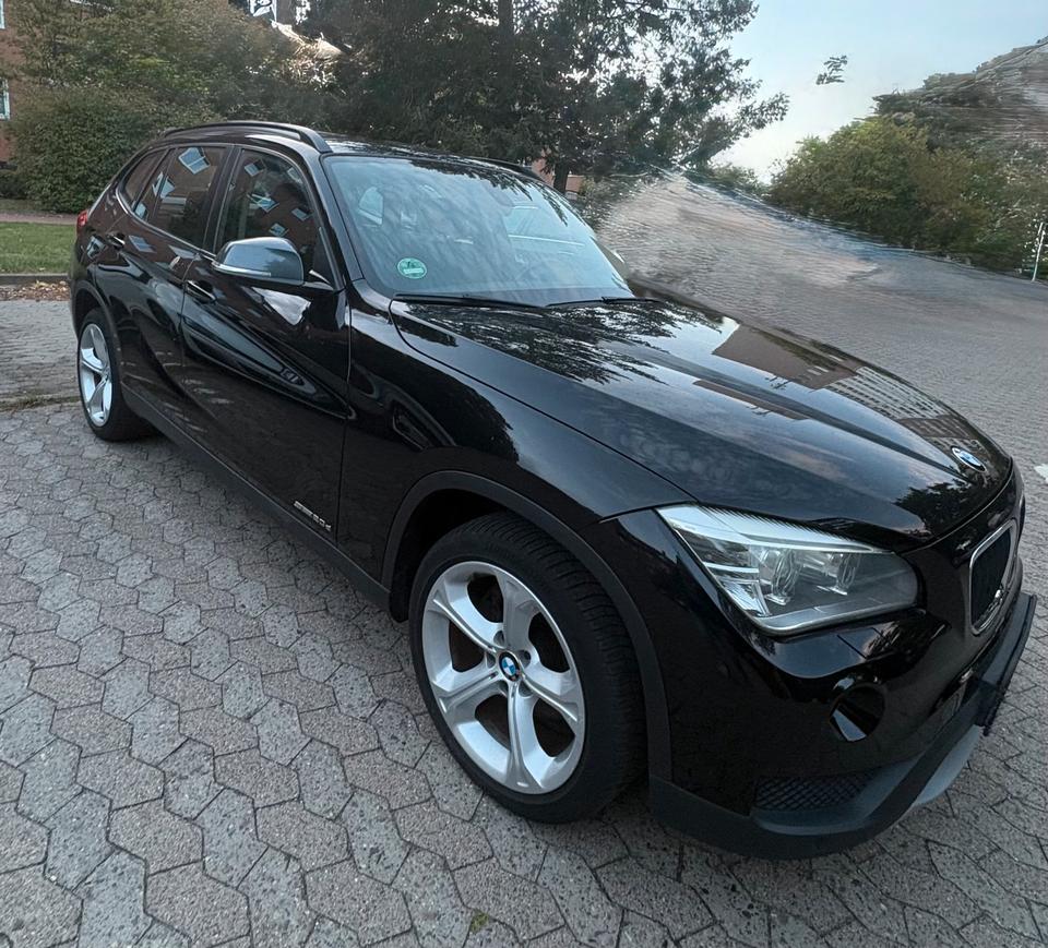 BMW Gelöscht • BMW X1, S Drive 20d 2013 — engine