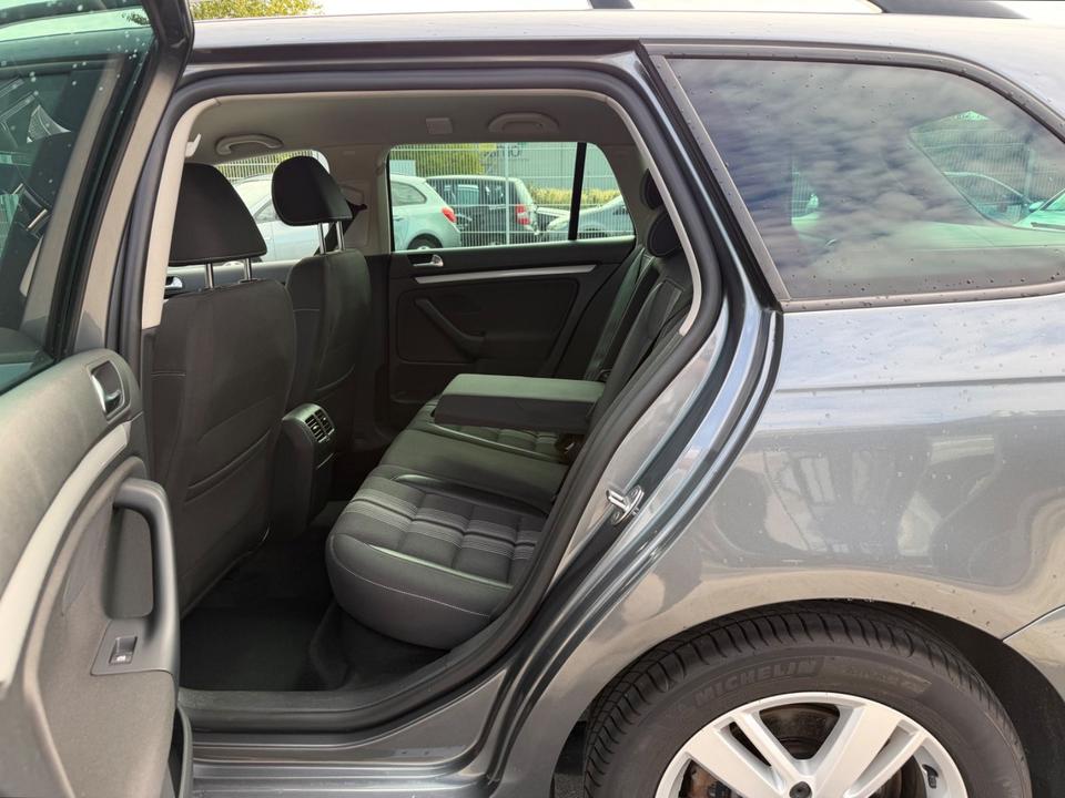 Volkswagen Weitere VW 2013 — photo 19