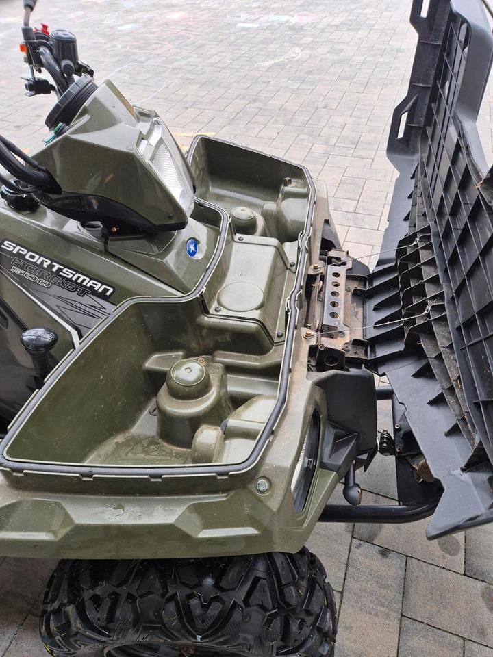 Weitere Motorräder Quad Polaris Sportsman Forest 500 mit LOF- Kein Yamaha, Kymco, 2012 — photo 9