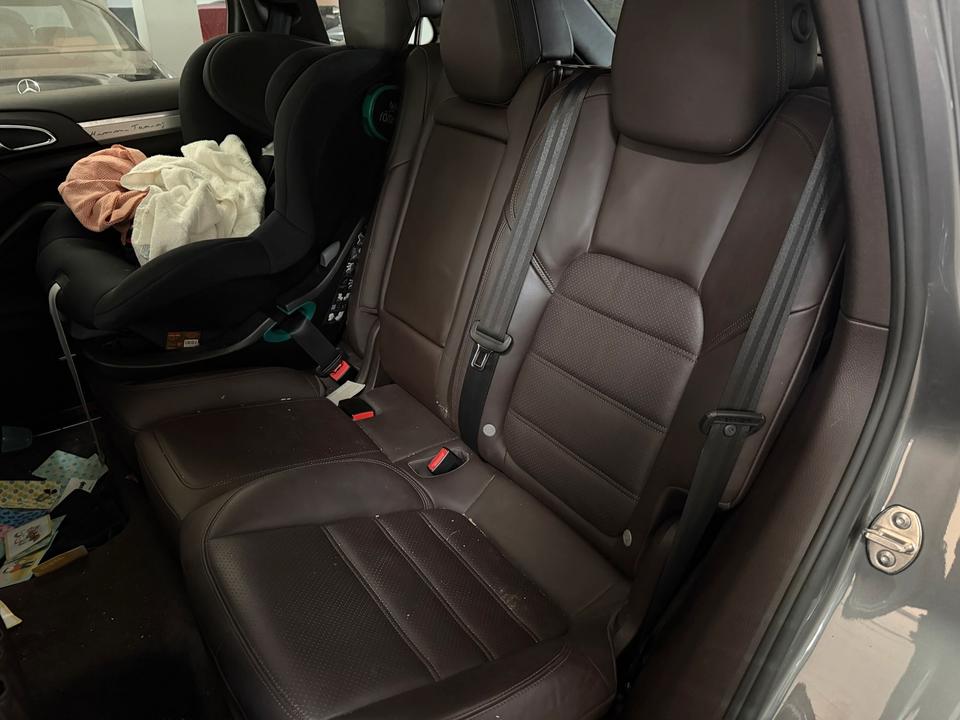 Porsche Cayenne 2010 — photo 15
