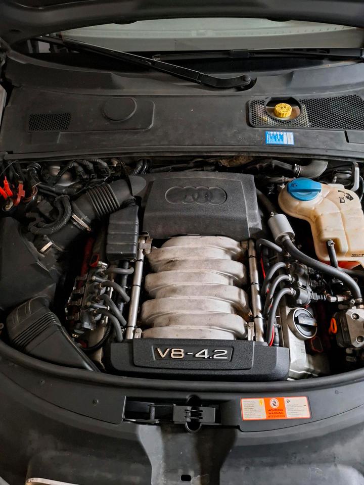 Audi A6 2006 — двигун