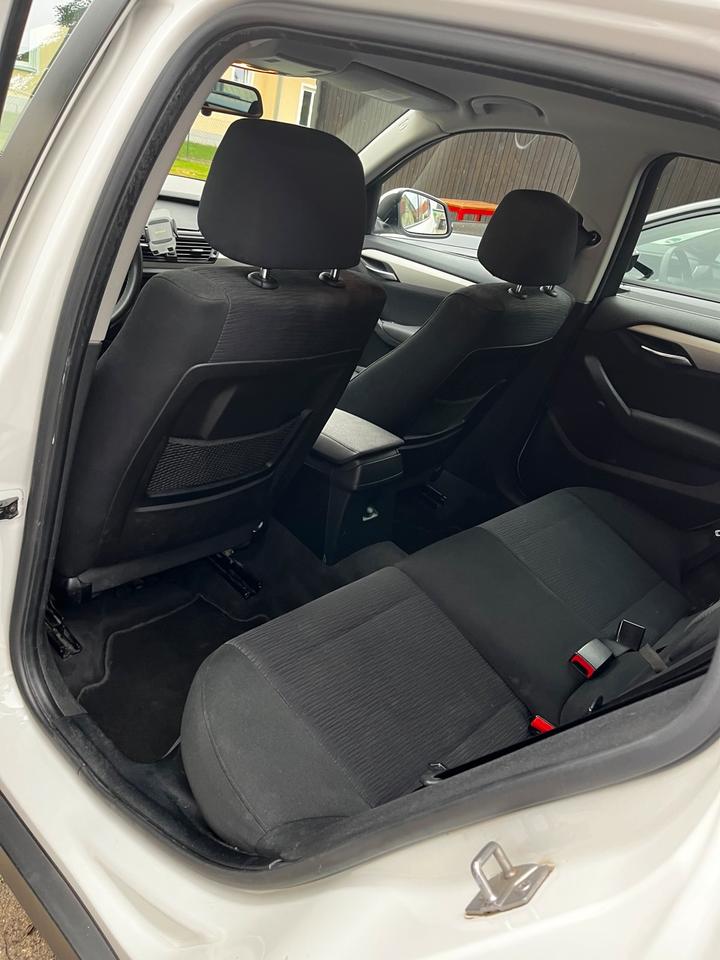 BMW X1 2012 — photo 7