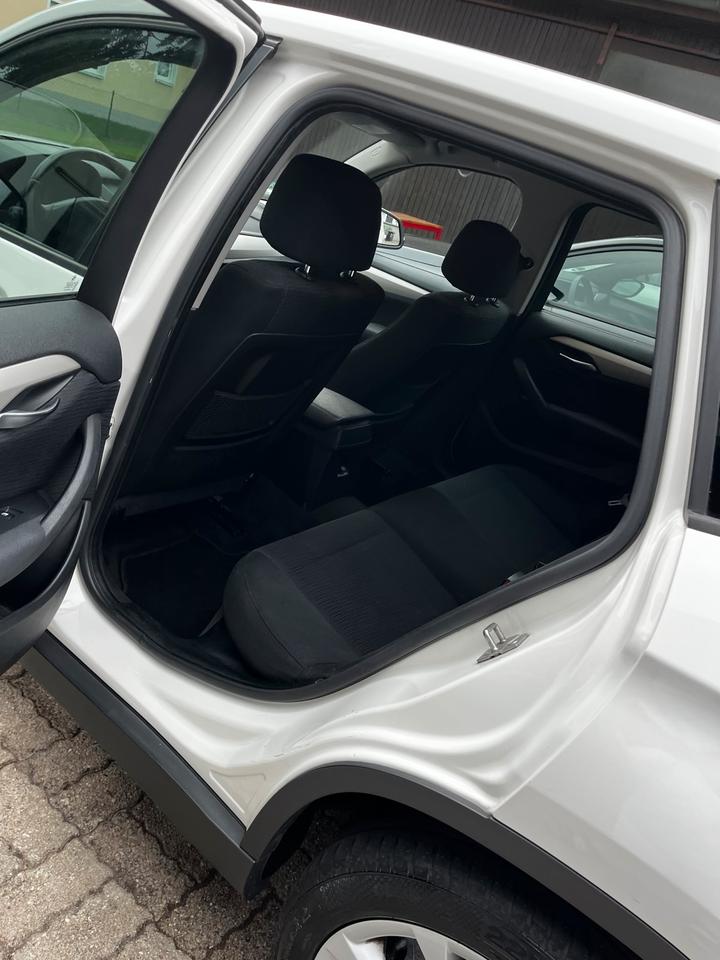 BMW X1 2012 — photo 9