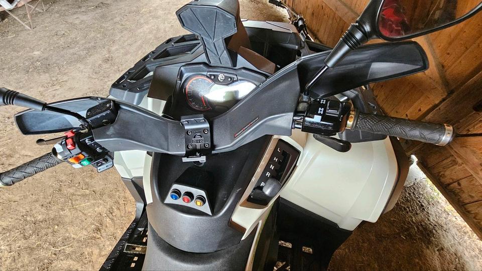  Can Am Outlander 1000 Max Limited 2015 — interior