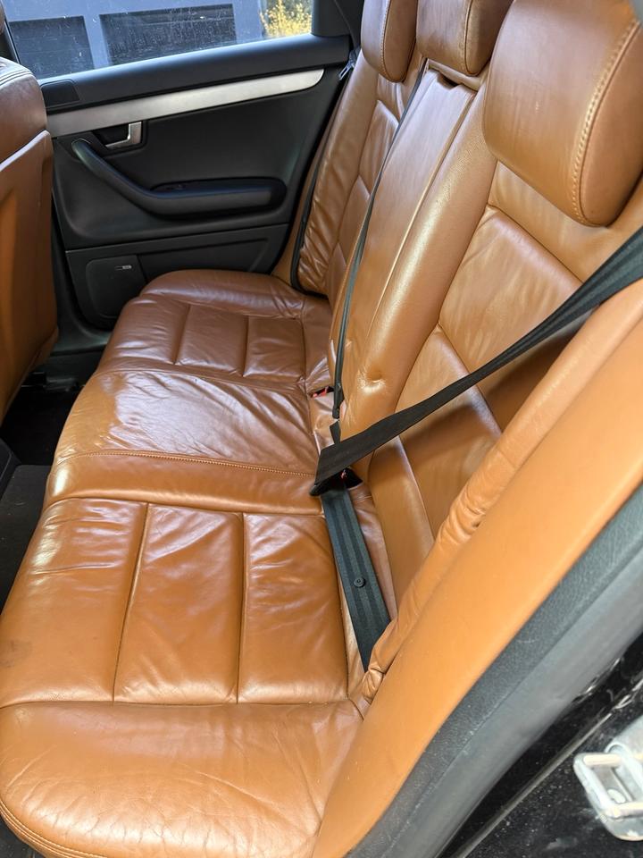 Audi A4 2007 — photo 7