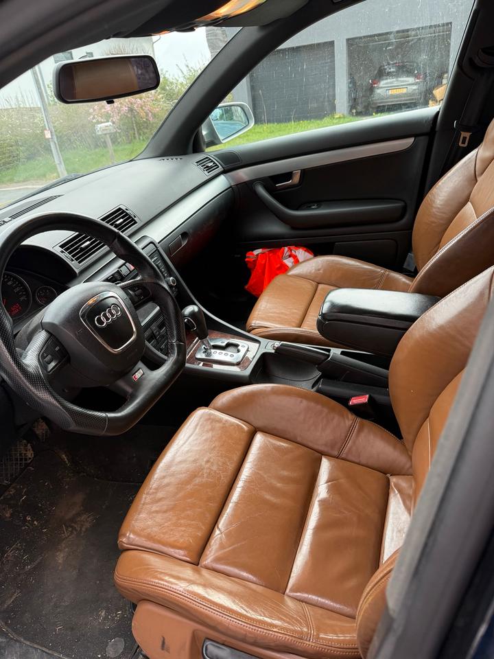 Audi A4 2007 — photo 8