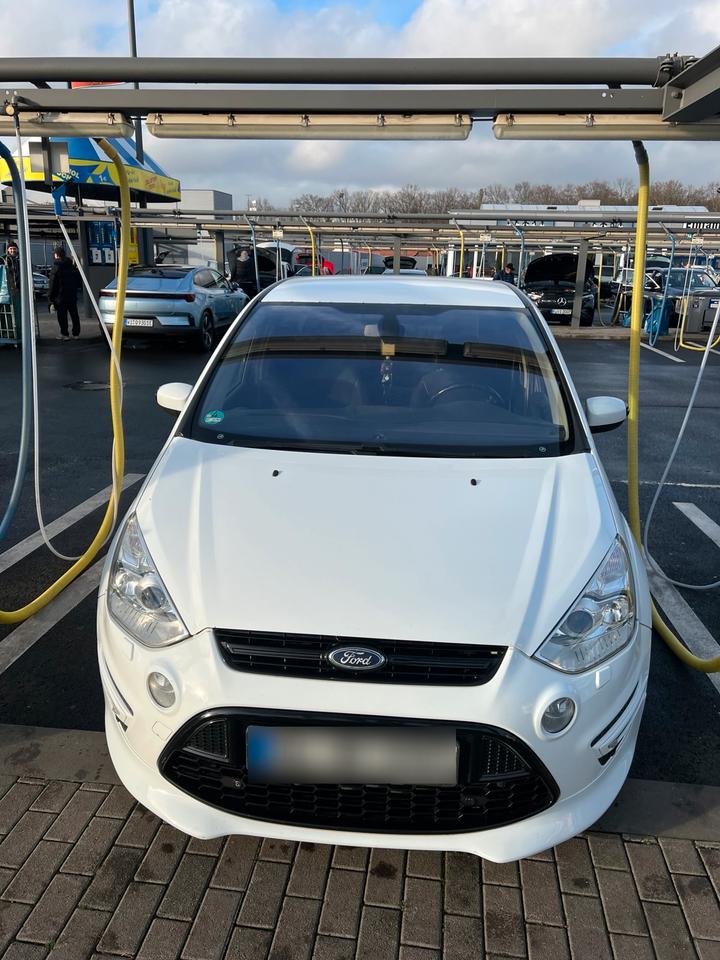 Ford S-Max 2014 — rear view