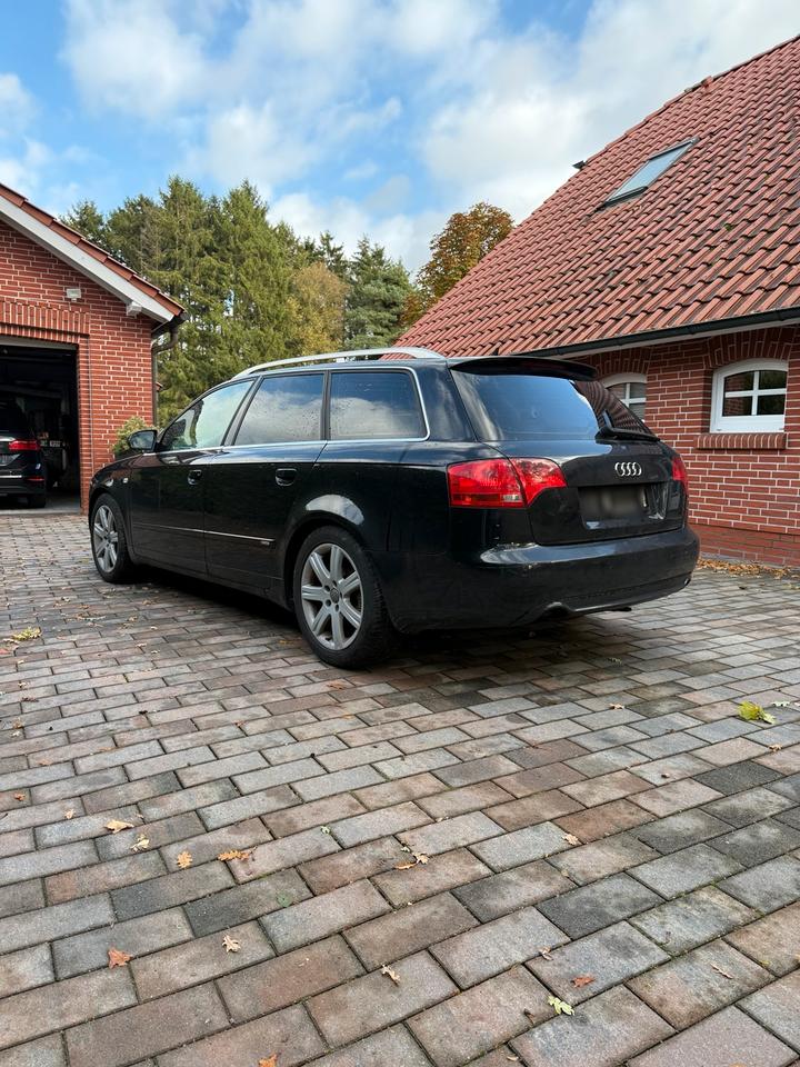 Audi A4 2007 — салон