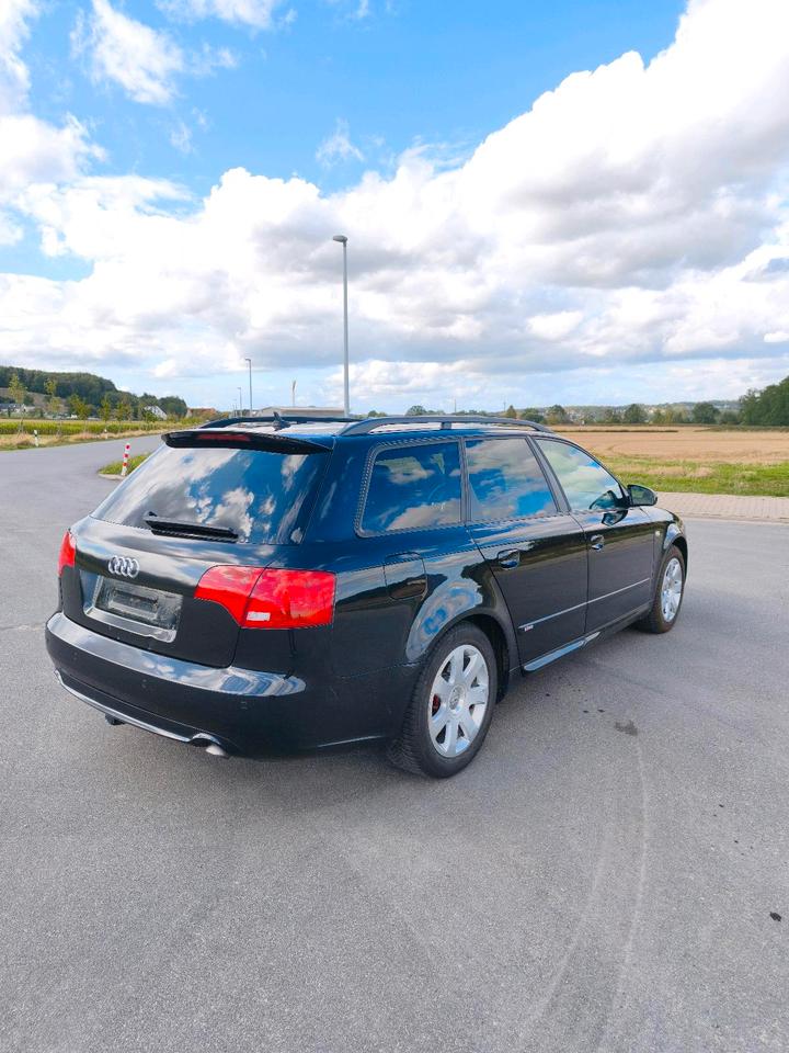Audi A4 2007 — салон