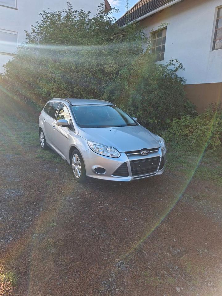 Ford Focus 2012 — engine