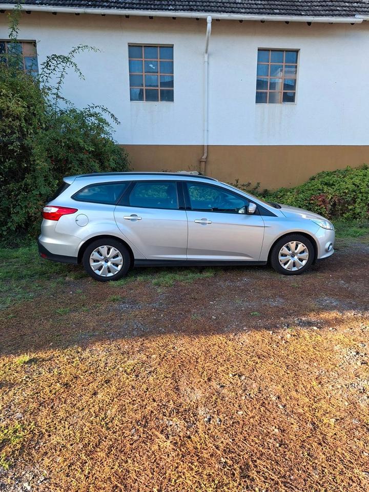 Ford Focus 2012 — photo 5