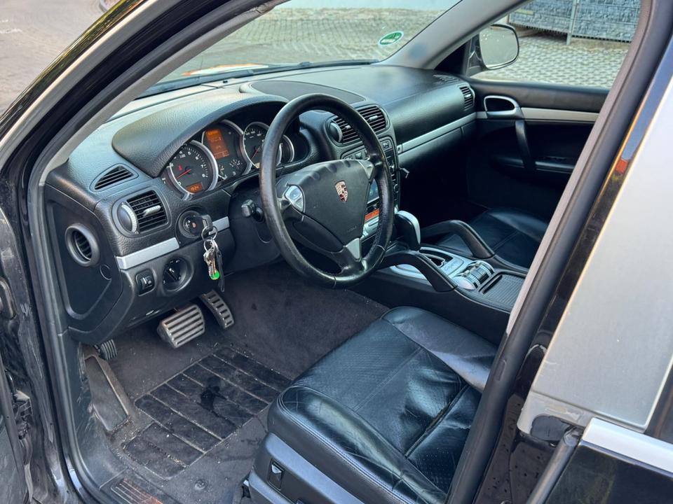 Porsche Cayenne 2006 — photo 7