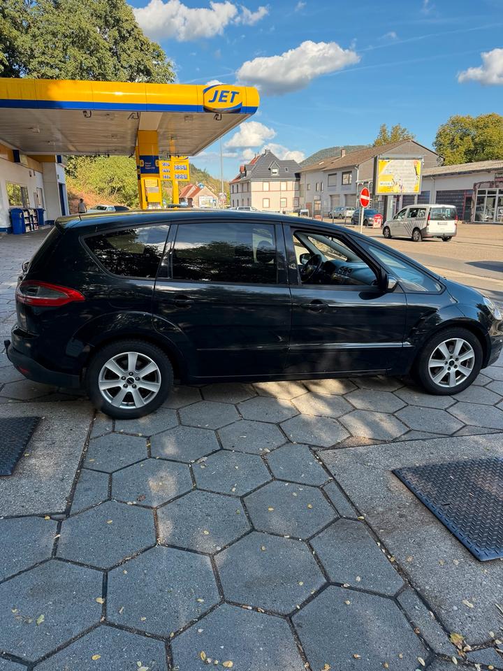 Ford S-Max 2011 — photo 6