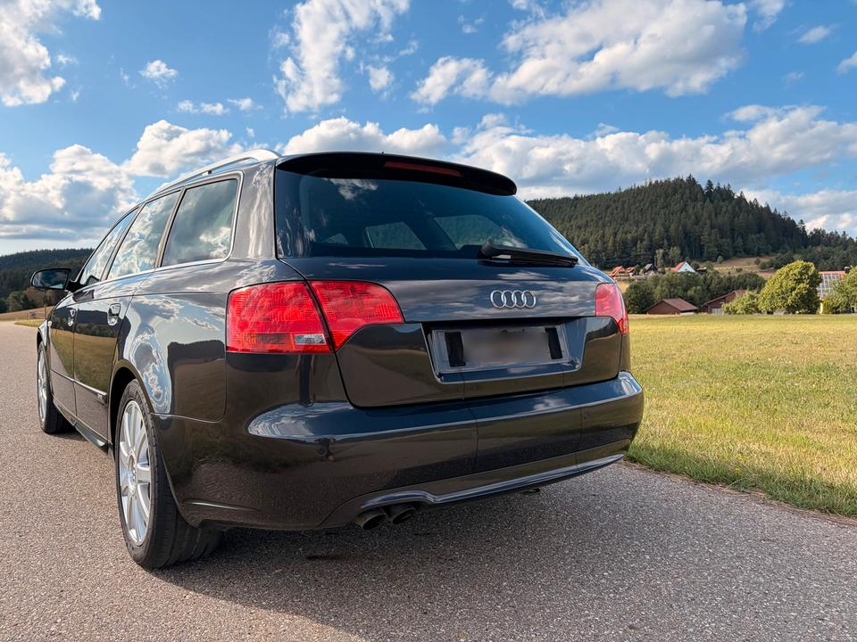 Audi A4 2007 — вигляд ззаду
