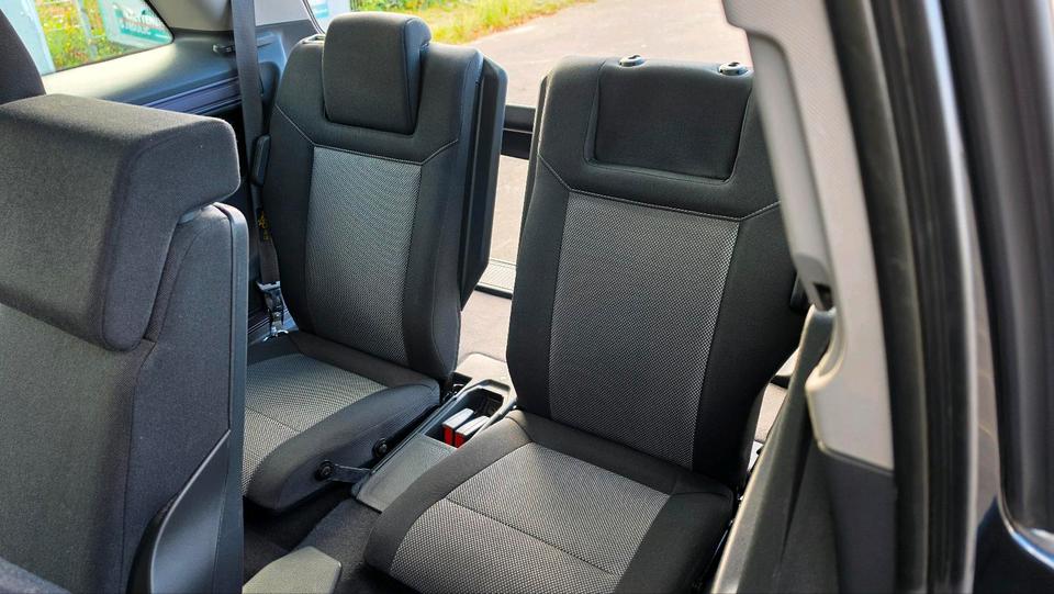 Opel Zafira 2012 — photo 14