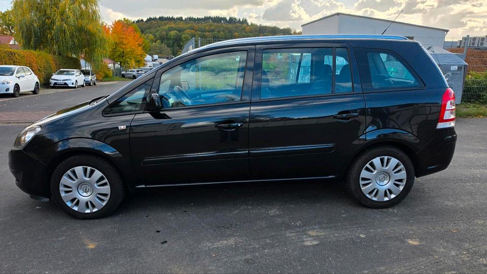 Opel Zafira 2012 — photo 5